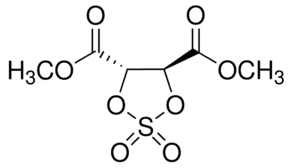 Dimethyl (4S,5S)-1,3,2-dioxathiolane-4,5-dicarboxylate 2,2-dioxide