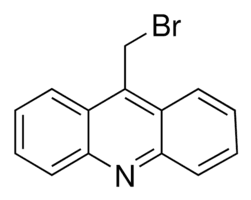 9-(Bromomethyl)acridine